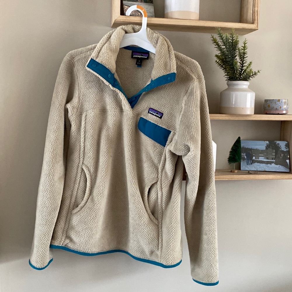 Small Patagonia quarter zip